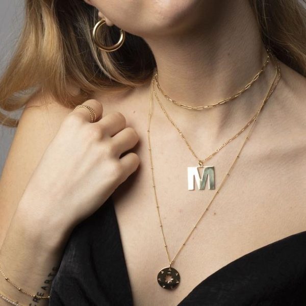 Cadena geométrica mujer