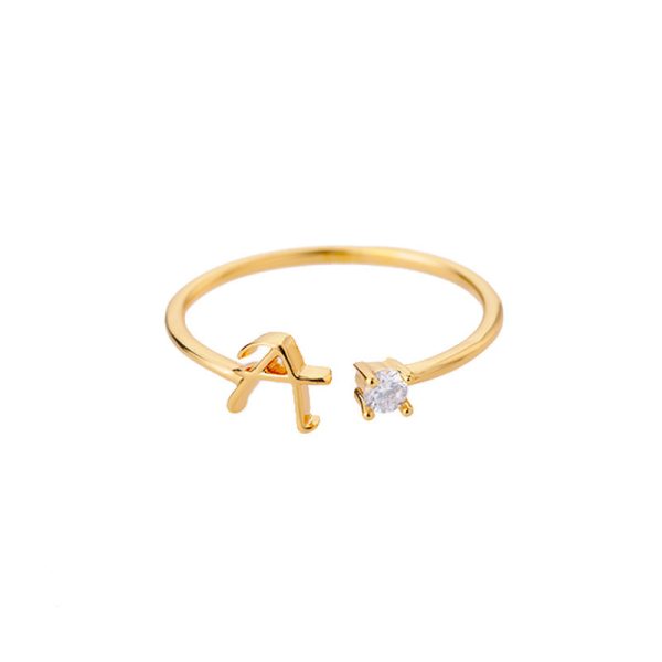 Anillo Ajustable en Cobre con Perla e Inicial Creativa – Oro y Plata