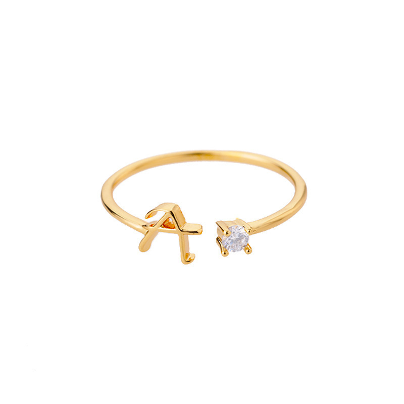 Anillo Ajustable en Cobre con Perla e Inicial Creativa – Oro y Plata
