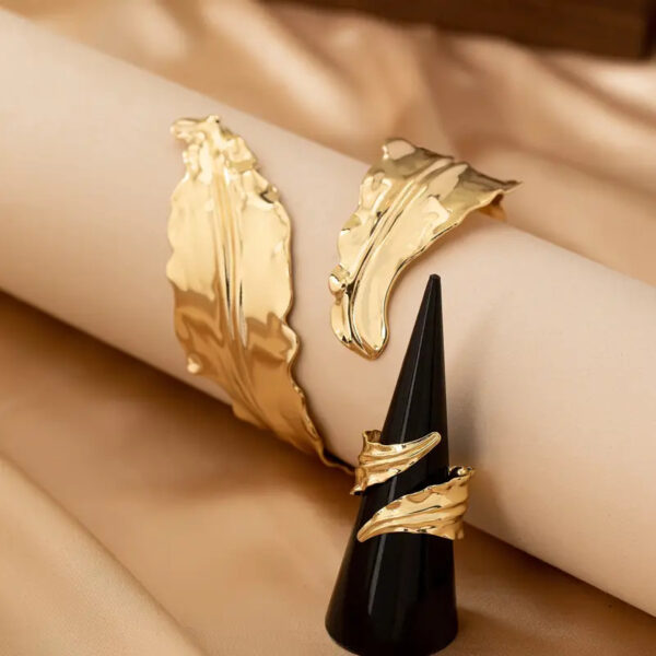 Anillo y Pulsera Adaptables a Juego con Diseño de Hojas Doradas - Imagen 2