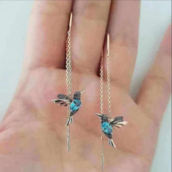 Pendientes Colibrí Largos – Piedras Azul y Roja, Dos Colores - Imagen 3